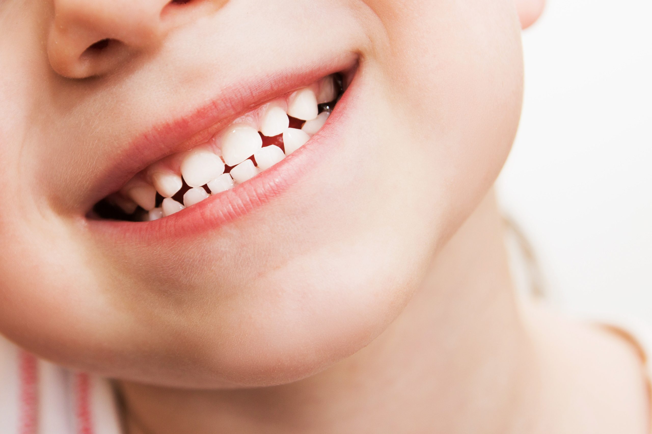 Probleme dentare la copii între 3 și 7 ani